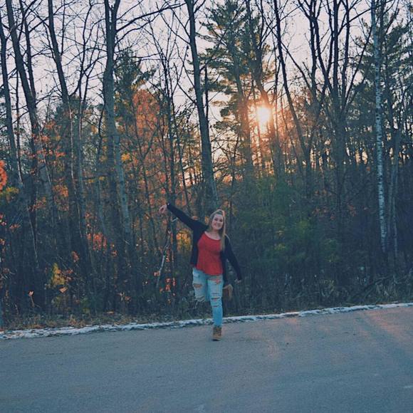 Meet your Posher, Kylee - Picture 1 of 1